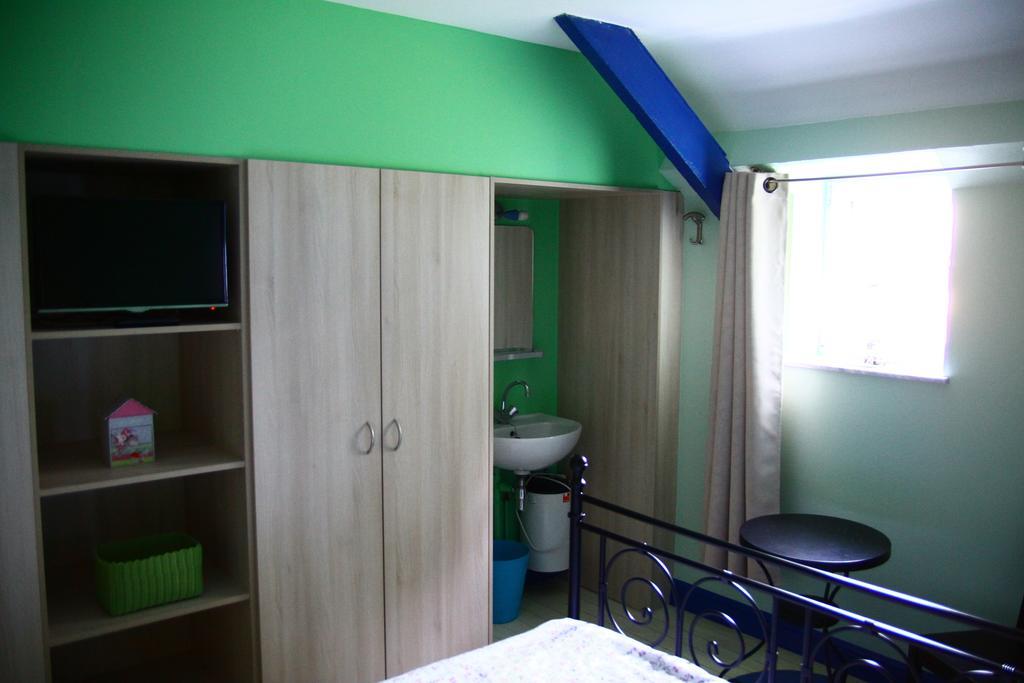 Gite De La Conciergerie Du Cheval Blanc Luttre Phòng bức ảnh